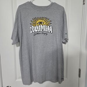 Columbia Gray Graphic Men's T-Shirt